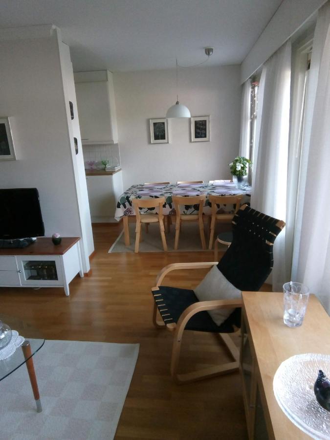 Cozy Two Room Apartment With Sauna Hyvinkää Buitenkant foto