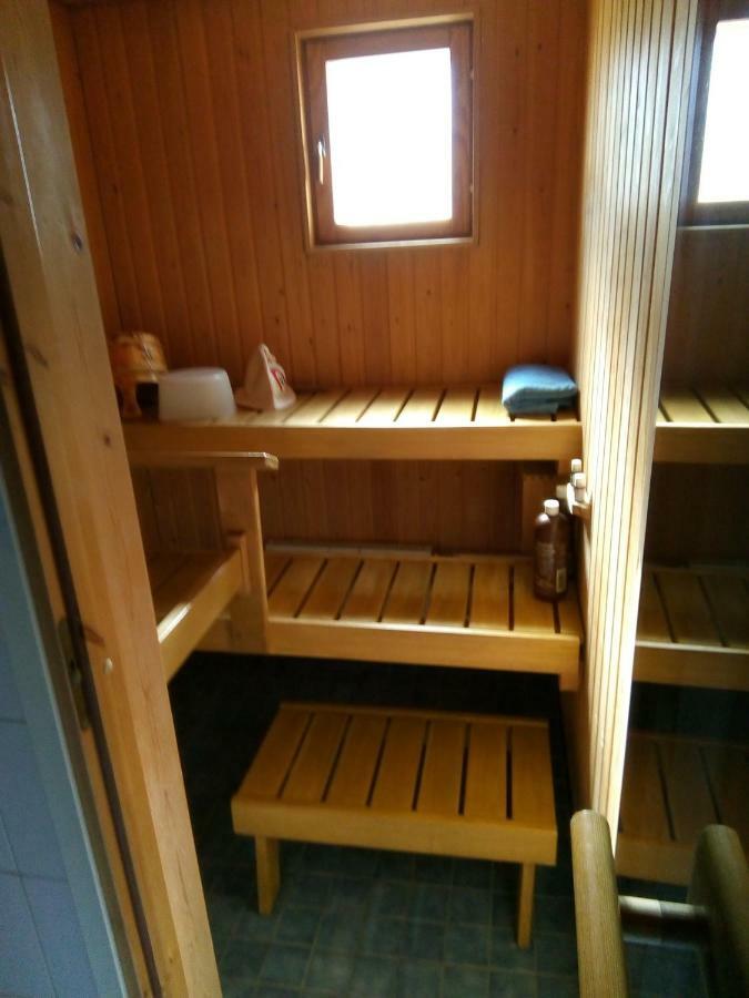 Cozy Two Room Apartment With Sauna Hyvinkää Buitenkant foto